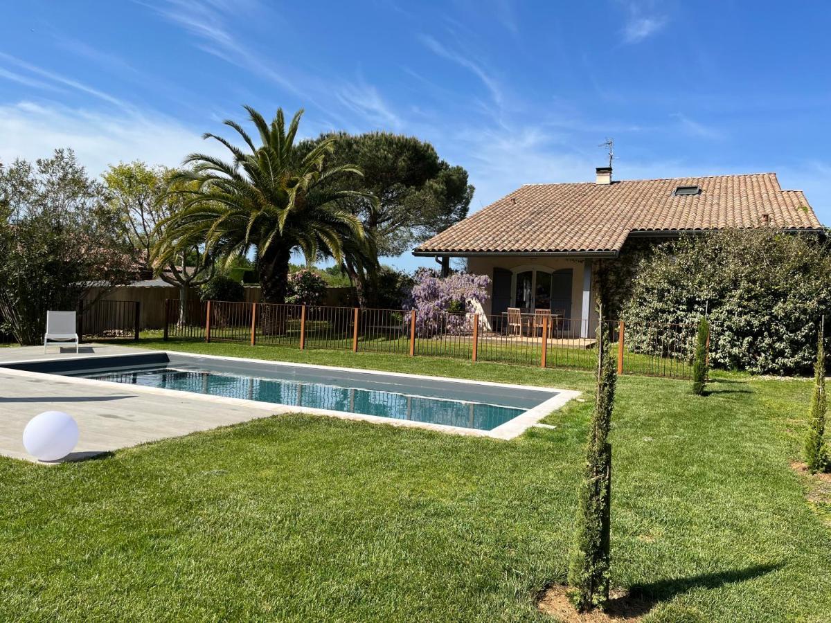 Maison De Charme Avec Piscine Saint-Martin-de-Seignanx 外观 照片